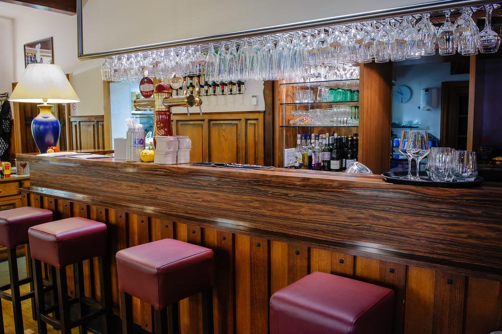Hotel Restaurant La Couronne Roppenheim Exterior photo