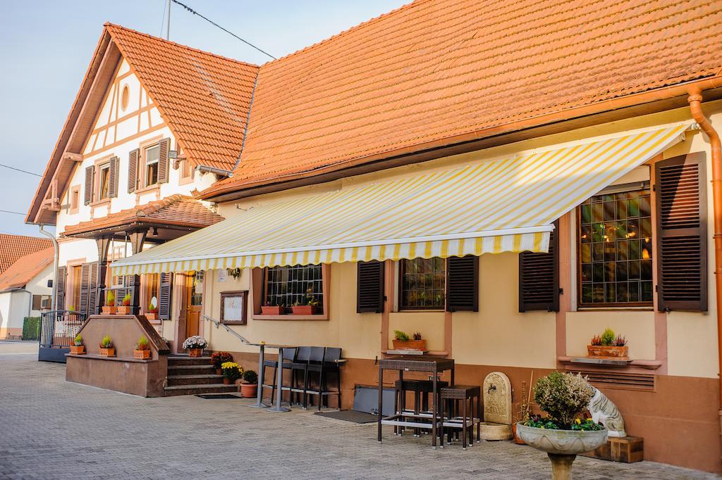 Hotel Restaurant La Couronne Roppenheim Exterior photo